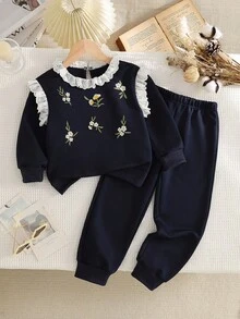 SHEIN Playful Pals 2 件套年轻女孩白色蕾丝领刺绣长袖上衣和海军蓝裤子运动服，休闲装适合日常穿着，春秋季，圣诞节 - 藏蓝色 - 查看 1