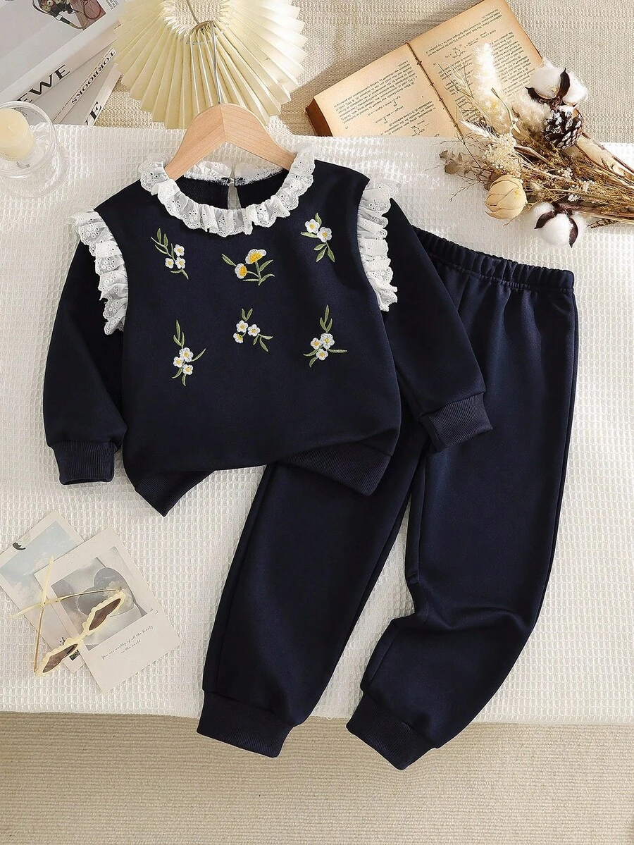 SHEIN Playful Pals 2 件套年轻女孩白色蕾丝领刺绣长袖上衣和海军蓝裤子运动服,休闲装适合日常穿着,春秋季,圣诞节 - 藏蓝色 - 查看 1