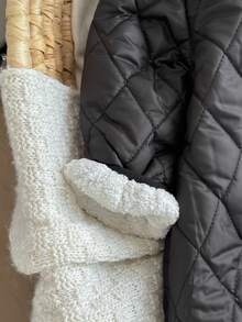 SHEIN 男婴可爱黑色保暖连帽连体衣，适合秋冬季户外活动、滑雪等。 - 彩色 - 查看 3