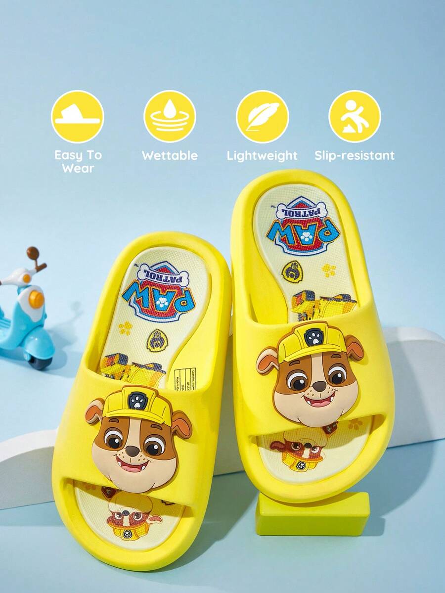 SHEIN | PAW Patrol 可爱卡通黄色碎石图案儿童拖鞋,男女通用,速干、轻便耐用的EVA材质,适合室内、浴室、游乐场、游泳池、海滩等场所穿着。 - 黃色 - 查看 1