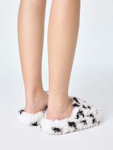 ROMWE Kawaii Women's Furry Outdoor Slippers, Platform Wedge Heel, Gothic Style, Warm & Comfortable Loafers, Ladies House Slippers - Beige - View 5