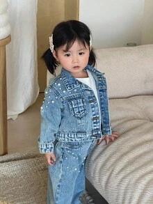 SHEIN 2 件套女婴白色珍珠装饰蓝色牛仔翻领长袖夹克和宽松裤子套装 - 淺色水洗藍 - 查看 6