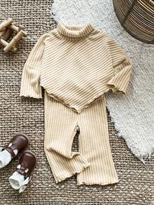 SHEIN Conjunto de roupas casuais versáteis para bebês meninas, recém-nascidos de 0 a 3 anos, blusa de manga comprida com gola alta e ombros caídos, malha canelada + calça flare, roupas de bebê outono/inverno, cáqui