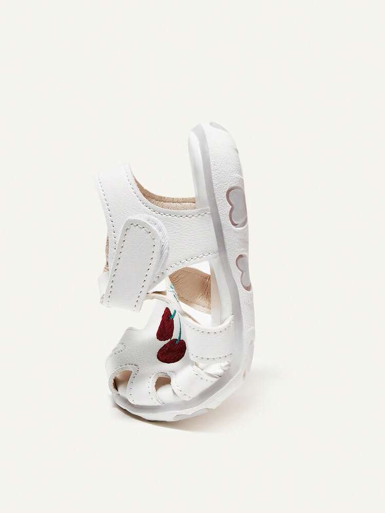 Girls Sweet Cute Cherry Embroidered Flat Sandals Suitable For Summer Wear Idyllic Basic Fun Cute Baby Sandals Vacation