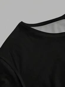 SHEIN EZwear Áo thun tay ngắn hở vai họa tiết người da đen tối giản giản dị dành cho nữ - Nhiều màu - Xem 5