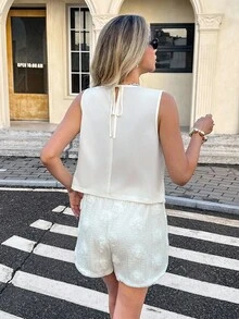 SHEIN Frenchy 2 Stücke/Set Damen Streetstyle ärmelloses Rundhalsausschnitt Top und Shorts Set - Aprikosenfarben - Übersicht 2
