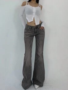 DAZY Women's Front Button Pocket Casual Flare Jeans Low Rise Jeans - Grey - View 5