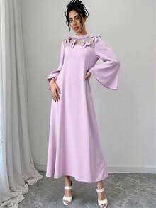 Yasmyna Women's Solid Color 3D Floral Decor Flare Sleeve Elegant Arabic Style Dress - Mauve Purple - View 2