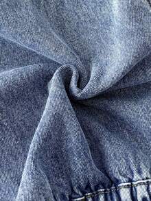 SHEIN 男婴街头酷炫保暖水洗拼接连帽长袖宽松蓝色牛仔保暖内衬泰迪熊外套，适合男婴秋冬季穿着