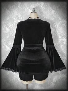 SHEIN ICON Blusa de terciopelo con mangas de volantes y ribete de encaje talla grande - Negro - Ver 2