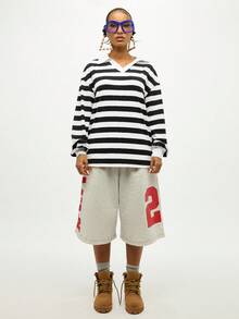 SUMWON WOMEN 经典橄榄球条纹长袖领上衣学院风校服风格秋冬时尚复古校队必备休闲宽松套头衫 - 黑與白 - 查看 7