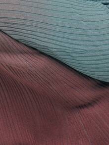 Nöista Vestido maxi de punto con degradado de manga larga, con silueta ajustada y ceñida al Body, costillas verticales y un refinado escote en V, que ofrece un aspecto favorecedor y moderno que es ligero pero acogedor para los atuendos de invierno de las mujeres; perfecto para el elegante layering, el estilo pulido de todos los días, las fiestas navideñas y las sofisticadas celebraciones de Año Nuevo. - Azul - Ver 7