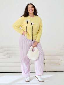 SHEIN EZwear 大码休闲3D花卉装饰圆领毛衣 秋冬3D花朵毛衣 - 薑色 - 查看 6