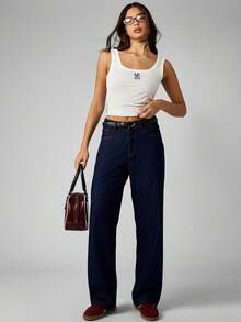 MISSGUIDED 罗纹背心，无袖短款，带徽标贴片，夏季必备分层单品 - 白色 - 查看 4