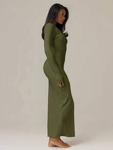 MUSERA ESSENTIALS 柔软如黄油般的长袖修身中长连衣裙，春夏基础款可爱休闲度假连衣裙 - 軍綠色 - 查看 2