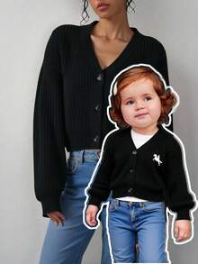 SHEIN Cute Baby Girl Casual Simple Basic Style Grab Material Black V-Neck Cardigan Sweater Suitable For Family Matching Outfits, Mommy&Me, Birthday Parties, Evening Parties, Performances, Weddings, Baptisms, Opening Ceremonies Suitable For Daily Use Suitable For School Suitable For Travel Suitable For Autumn And Winter Seasons New Born Baby Girl Baby Boy Fall