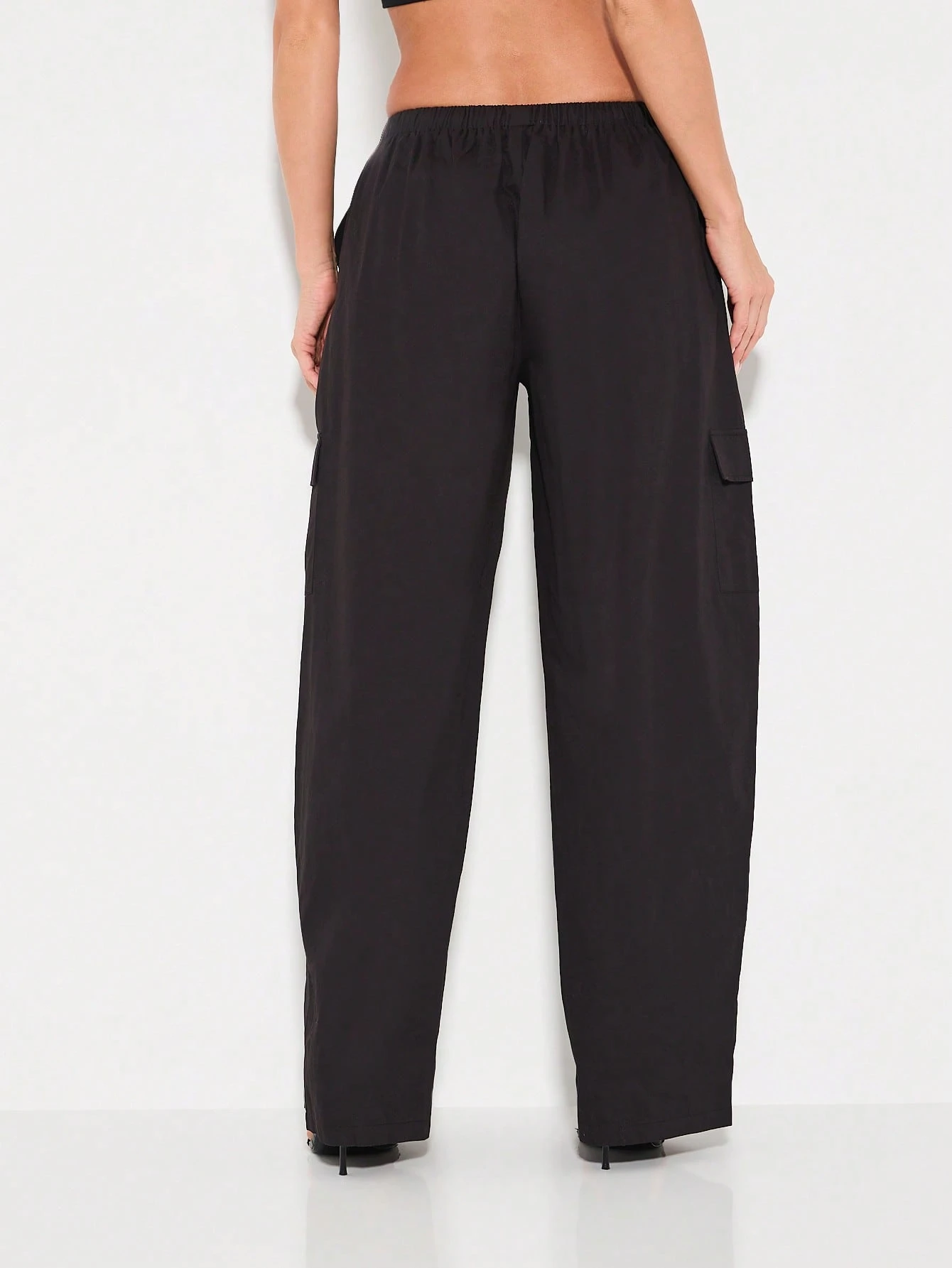 KIZN Wide Leg Cargo Pants With Drawstring