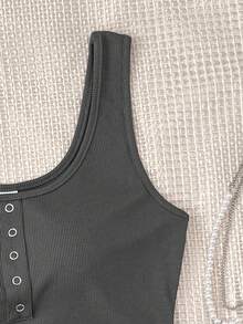 SHEIN 少女基本款白色圆点罗纹白色休闲百搭背心，金属纽扣，工字背心 - 深灰色 - 查看 6