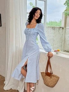 SHEIN Frenchy Đầm maxi xẻ tà cao cổ tim in họa tiết sọc xanh trắng phong cách nghỉ dưỡng thường ngày cho nữ, mùa xuân/thu - Xanh và trắng - Xem 4