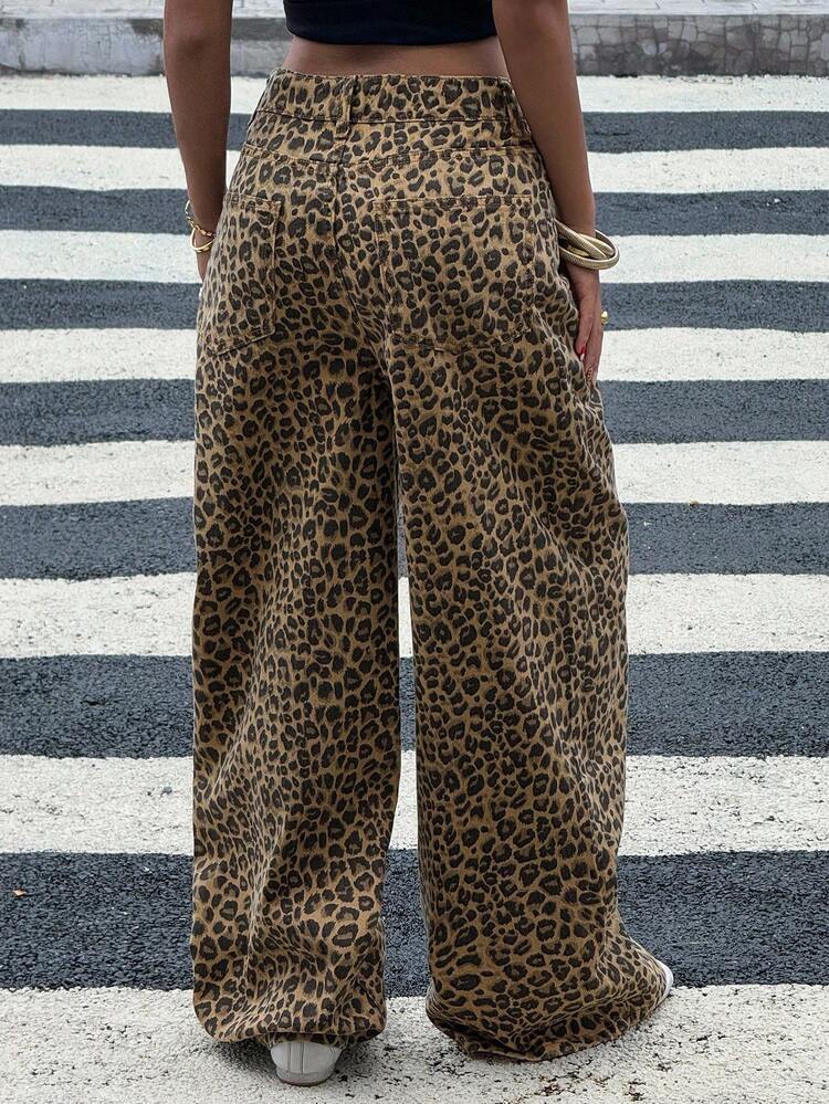 Women's Leopard Print Pocket Loose Fit Wide Leg Casual Jeans