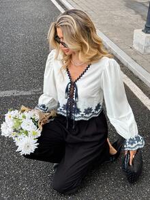 Serisse 街头休闲系带长袖短款刺绣女式衬衫 - 藍色 - 查看 7