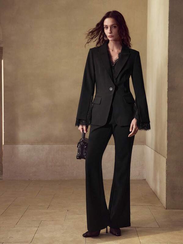 MOTF PREMIUM بدلة سترة وبنطلون بأكمام واسعة مزينة بالدانتيل المتباين