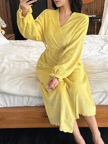 DAZY Women's Long Striped Textured Fleece Robe With Ruffle Hem, Autumn/Winter, Fall Winter Pajama, Cozy Outfit