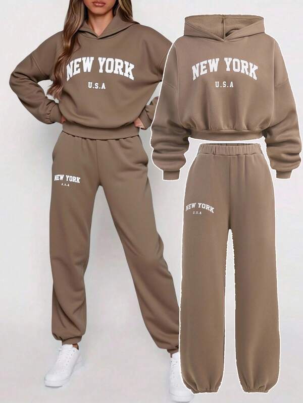 SHEIN 2pcs/Set Teen Girls Casual Letter Print Long Sleeve Crew Neck Sweatshirt And Sweatpants Set Teen 2 Piece Set Teen Girl Brown Set Teen Sweat Set New York Outfits Sweat Sets Tweens Comfy Fall Winter