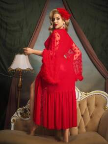 PinupPomp 性感网眼睡袍，诱人的开衫睡衣，浴袍，家居服，复古宫廷风格，优雅浪漫，鸵鸟毛，心形蕾丝，网眼，蕾丝花边，舒适亲肤，迷人性感，喇叭袖，心形蕾丝袖口毛皮饰边女士优雅睡袍 - 酒紅色 - 查看 3