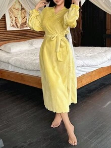 DAZY Women's Long Striped Textured Fleece Robe With Ruffle Hem, Autumn/Winter, Fall Winter Pajama, Cozy Outfit