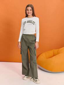 SHEIN Ensemble t-shirt à manches courtes à col rond ajusté et pantalon cargo couleur unie pour préadolescentes en été - Militaire verte - Voir 5