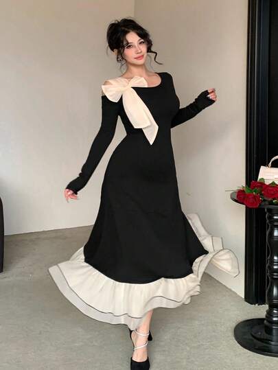 DAZY Robe longue ajustée élégante pour femmes avec détails de couleur contrastée, épaules dénudées, nœud papillon
