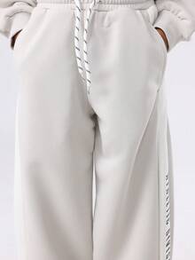 SUMWON 男童洛杉矶运动部两件套运动衫慢跑裤套装冬季街头休闲舒适青年时尚 - 灰色 - 查看 6