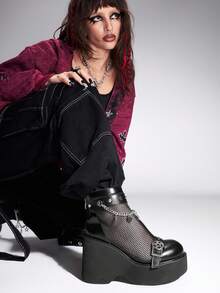Sugerpunk Women's Fashion Thick-Soled Wedge Heel Ankle Boots, Gothic Star Metal Chain Double Strap Buckle Back Zipper, Black Punk Style Thick-Soled Wedge Heel Ankle Boots - Black - View 6