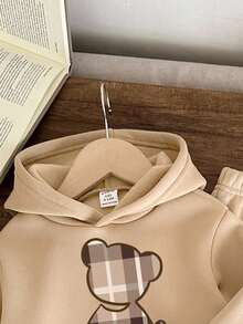 男婴休闲简约卡通熊图案针织柔软宽松连帽运动服，适合秋冬季