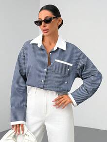 SHEIN Áo sơ mi nữ cài nút sọc xanh navy có cổ và túi màu trắng tương phản - Xanh và trắng - Xem 5