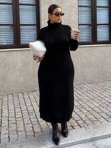 SHEIN Privé 大码舒适休闲简约高领宽松厚实保暖毛衣女装，黑色，冬季