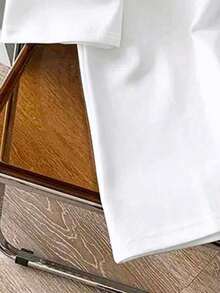 Claim Dot 男士休闲简约T恤，适合上学、郊游、朋友礼物，百搭休闲装 - 白色 - 查看 3