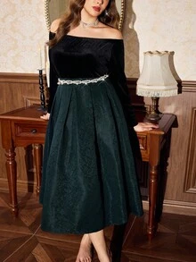 Vintamour Plus Size Women's Off Shoulder Long Sleeve Floral Jacquard Pleated Velvet Midi Dress,Black,Autumn,Elegant,Formal,Evening,Formal Vintage Dark Green - Black - View 6