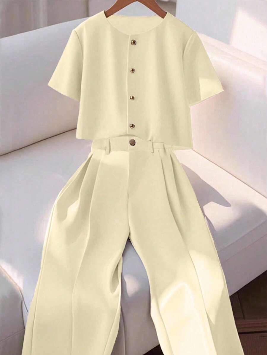 Franclia 女士优雅圆领短袖衬衫和休闲裤两件套 - 杏色 - 查看 1