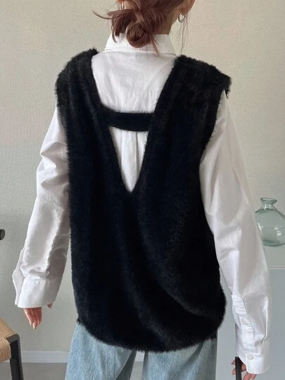FRIFUL 女款纯色时尚针织蓬松休闲宽松毛衣背心马甲衫黑色背心女毛毛上衣黑白衬衫暗黑学院风衣服秋冬