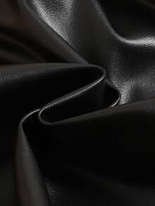 青少年女孩休闲街头风格优雅 PU 褶皱纸袋腰短裤，黑色 - 黑色 - 查看 7