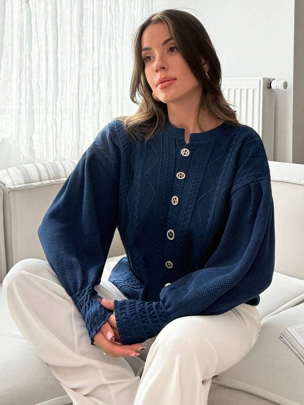 EURMUSE Pulover tricotat texturat cu model geometric și jumătate de fentă – Albastru cobalt