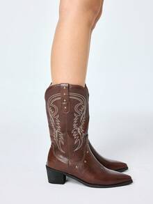 ROMWE Fairycore 棕色尖头刺绣西部牛仔靴，包头，粗跟，铆钉摩托车靴，女士及膝皮革马靴 - 棕色 - 查看 4