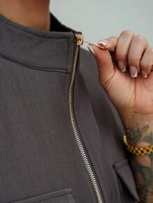 SAYEHFBABY قميص شيك قصير غير رسمي مع جيبين متناظرين على الصدر ، تصميم إنسيابي عند الخصر ، عملي وأنيق