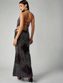 MISSGUIDED Bộ váy maxi in họa tiết khăn rằn kèm áo cổ yếm, thích hợp mặc đi biển mùa hè, kiểu sarong quấn, áo khoác ngoài đồ bơi, trang phục lễ hội, đi nghỉ mát. - màu đen - Xem 2