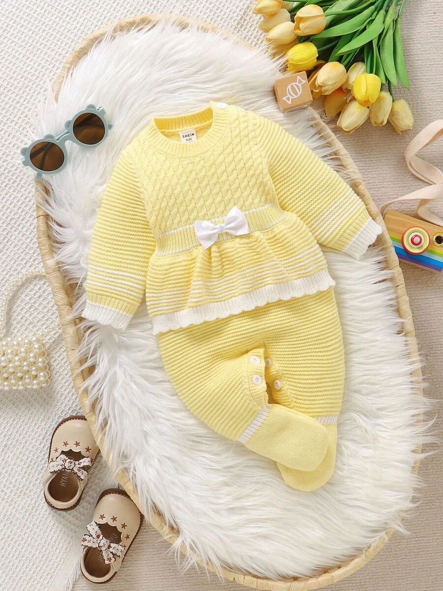 SHEIN Baby Girls' Bow & Ruffle Trim Knitted Jumpsuit, Soft & Comfortable, Suitable For Daily Wear, Outings, Travel, Vacation, Home, Daycare, And Playtime Fall Winter