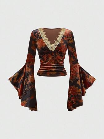 EDITION Top ajusté en velours à manches évasées avec imprimé floral vintage tout-sur-tout et dentelle contrastée, thème de sorcière d'Halloween, automne/hiver