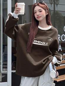 DAZY 字母图案撞色饰边落肩超大套头衫、长袖上衣、秋装运动衫 - 棕色 - 查看 2