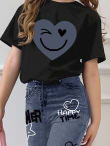 SHEIN Leap Crew 2 件套青少年女孩休闲宽松心形和脸涂鸦印花短袖圆领 T 恤和喇叭裤套装，适合夏季，适合居家、郊游、街拍、校园 - 彩色 - 查看 2